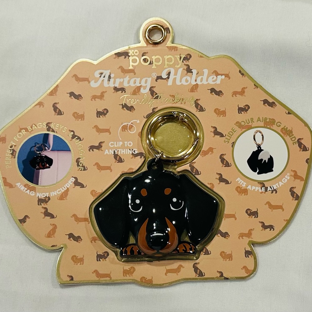 XO Poppy Black Dachshund AirTag Holder Keyring Doxie Dog